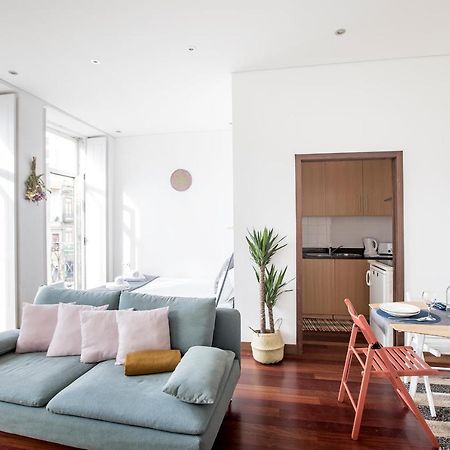 Bonjardim Studio W/ Balcony By Lovelystay OOporto Esterno foto