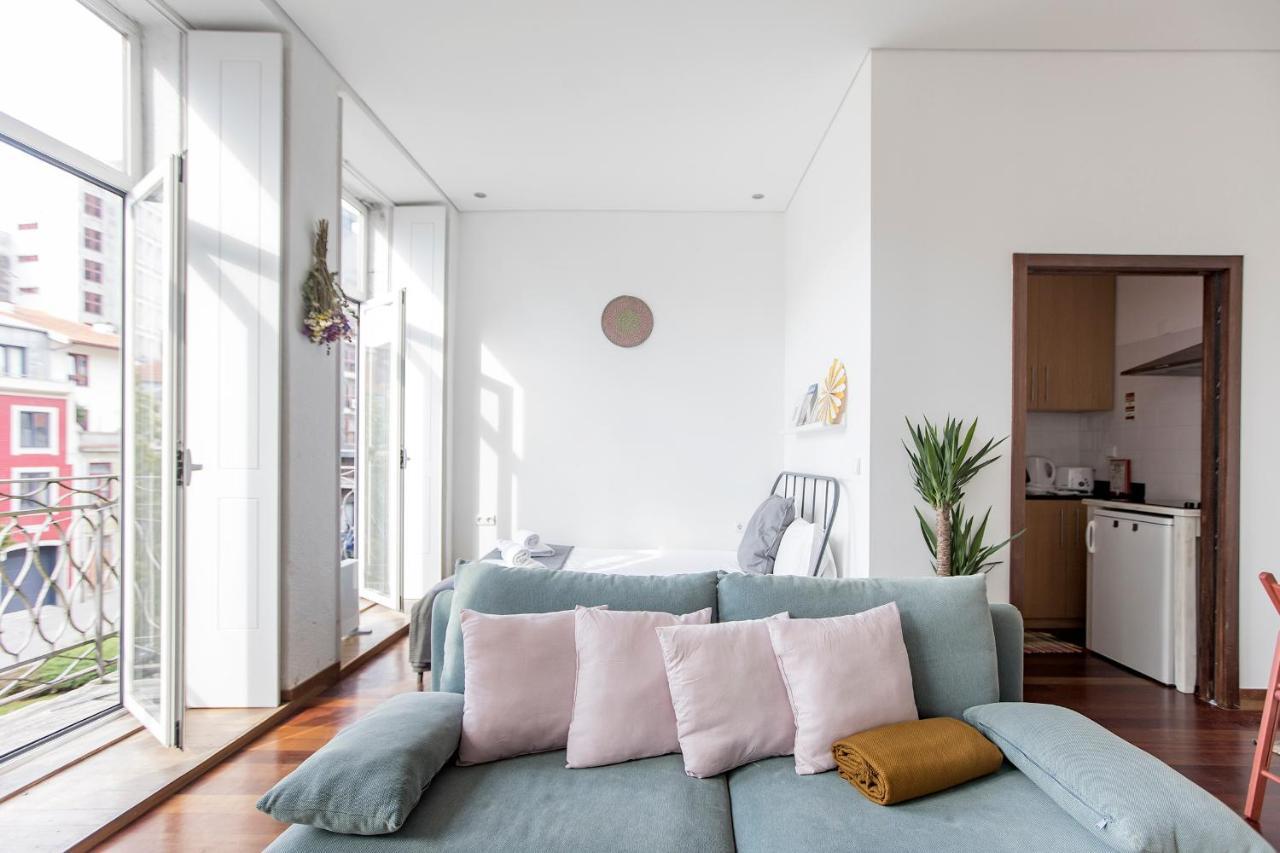 Bonjardim Studio W/ Balcony By Lovelystay OOporto Esterno foto