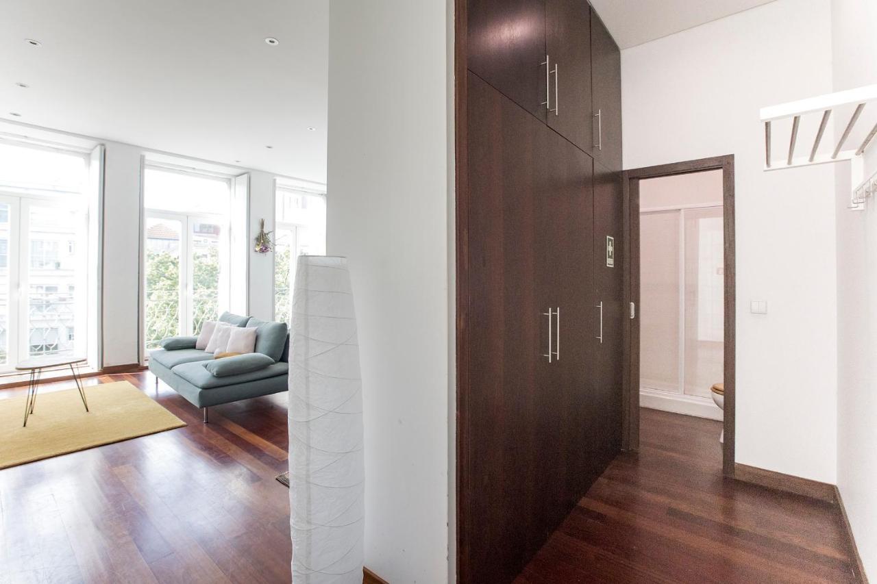 Bonjardim Studio W/ Balcony By Lovelystay OOporto Esterno foto
